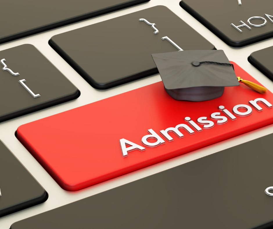 “Navigating the College Admissions Process: Tips from Zoser Group’s College Counselors”